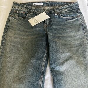 LOW RISE WASHED DENIM JEANS BNWT